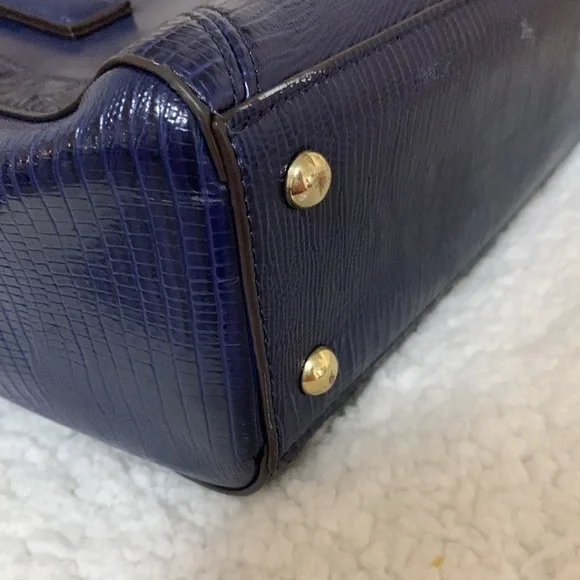 Anne Klein doctor type satchel